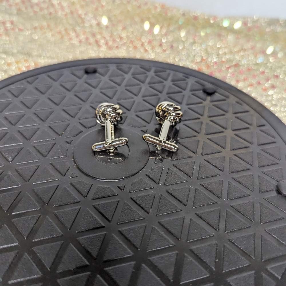 Cufflinks - Picture 2 of 4